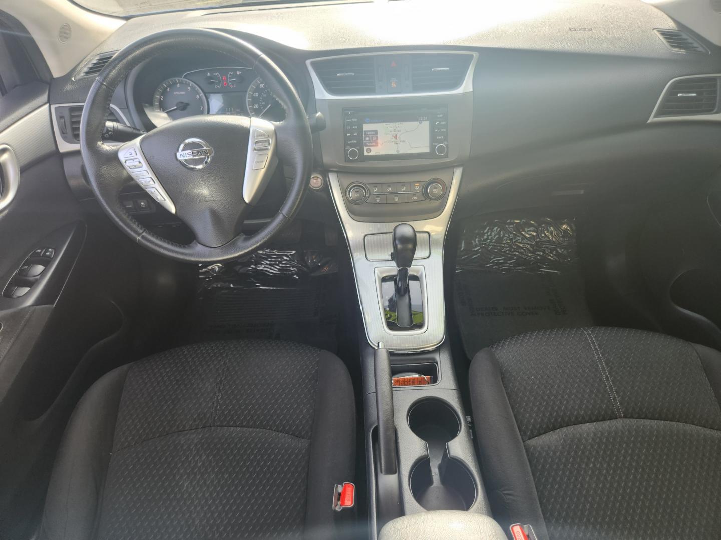 2013 NISSAN SENTRA S 6MT (3N1AB7AP7DL) with an 1.8L L4 SFI DOHC 16 engine, located at 10890 W. Colfax Ave., Lakewood, CO, 80215, (303) 274-7692, 39.739914, -105.120132 - Looking for a pre-owned vehicle in Lakewood, CO? Look no further than D1 Auto Credit - Lakewood. This reputable used car dealer in Denver County, Jefferson County, and Adams County, Colorado, offers bad credit auto loans for quality used and pre-owned cars, trucks, vans, SUVs, and crossovers. With a - Photo#9